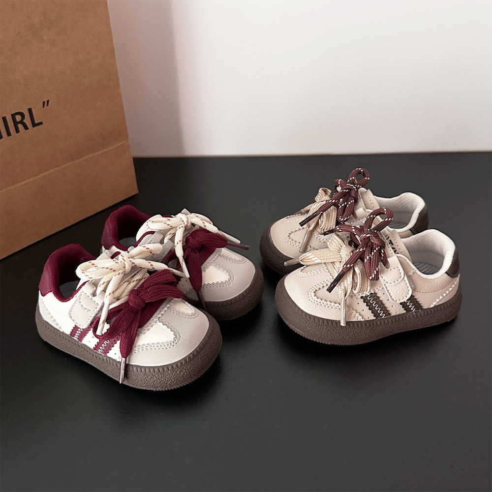 Athletic Outdoor Baby shoes girls board shoes spring and autumn new styles boys Velcro sports shoes soft soled walking shoes for children aged 1-2Y250