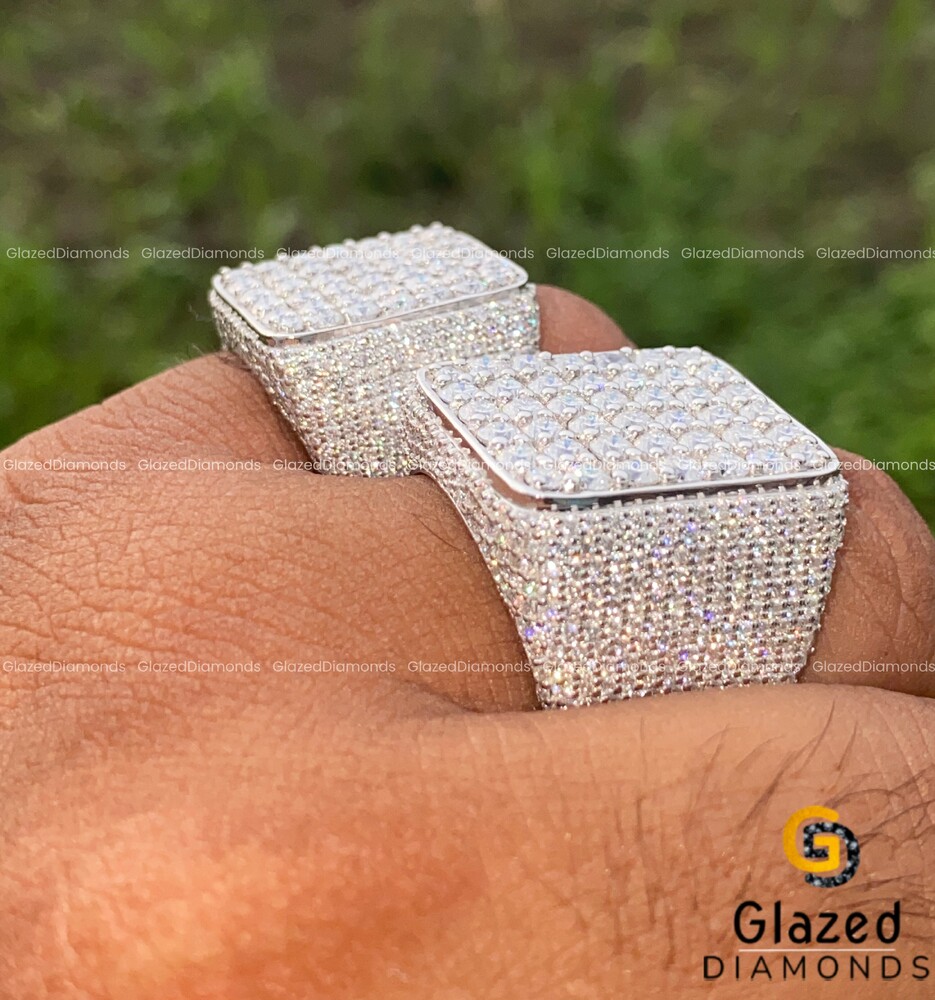 Sparkling Mens Finger Hip Hop Ring in 925 Sterling Silver and Iced Out by Round Brilliant Cut Moissanite Diamond in VVS Clarity