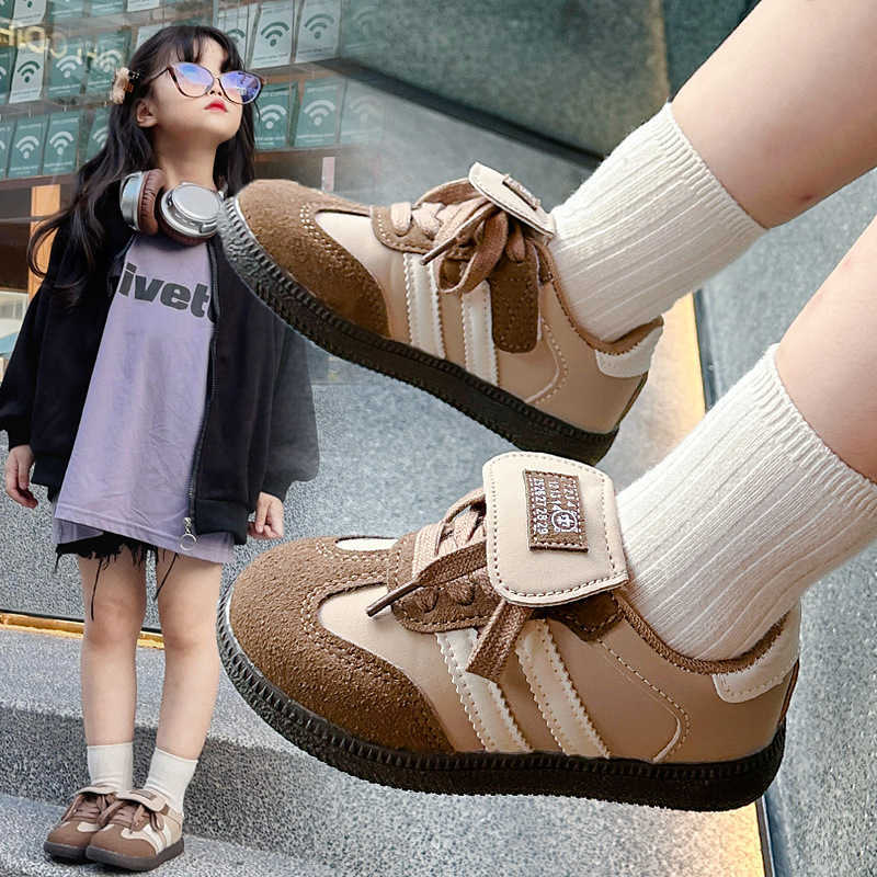 Athletic Outdoor Girls shoes 2025 new spring and autumn style childrens casual lightweight Forrest Gump shoes for girls fashion sports board shoes for