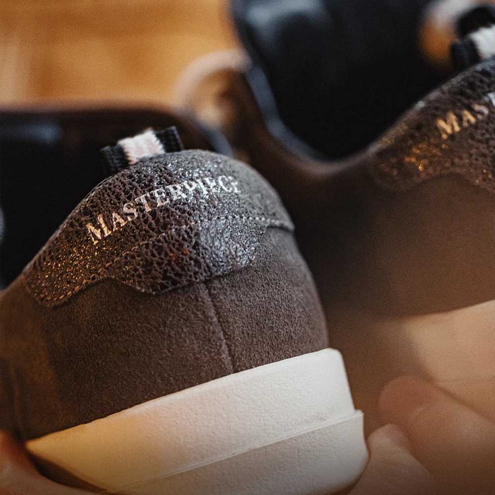 Maden retro platform sports shoes mens spring low top short and chubby sole lace upper casual sliding and height increasing board shoes Y250315