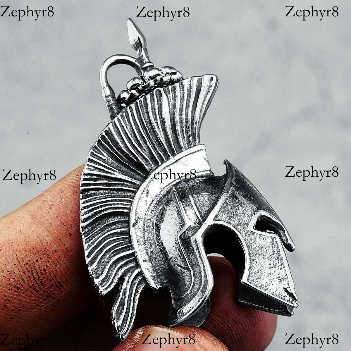 Vintage Spartan Helmet Necklace Stainless Steel Pendant Punk Rock Men Chain Hip Hop for Rider Boyfriend Biker Jewelry Best Gift