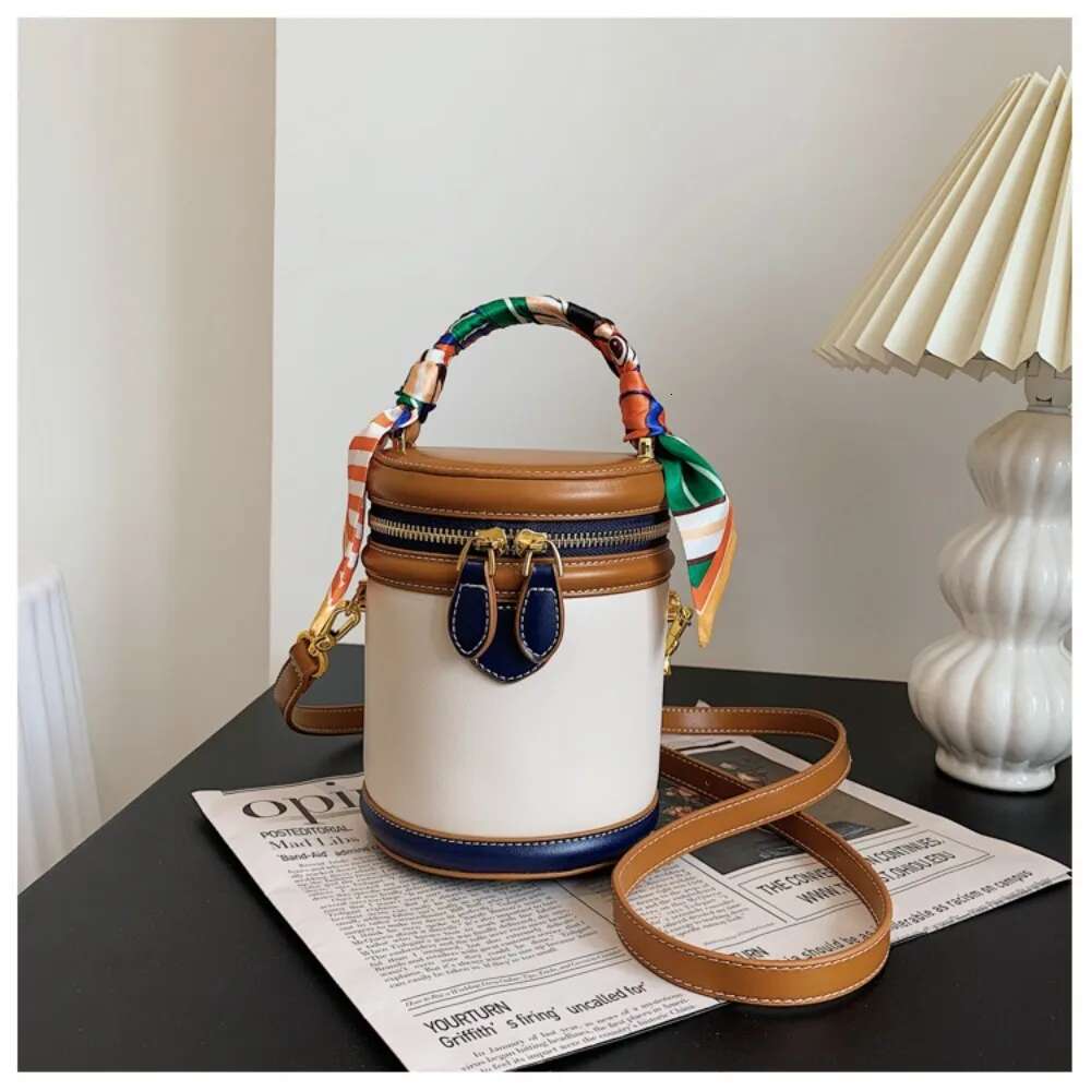 Fashion Women PU Leather Portable Cyder Bucket Crossbody Large Capacity Hand Bag For Travel Shopping