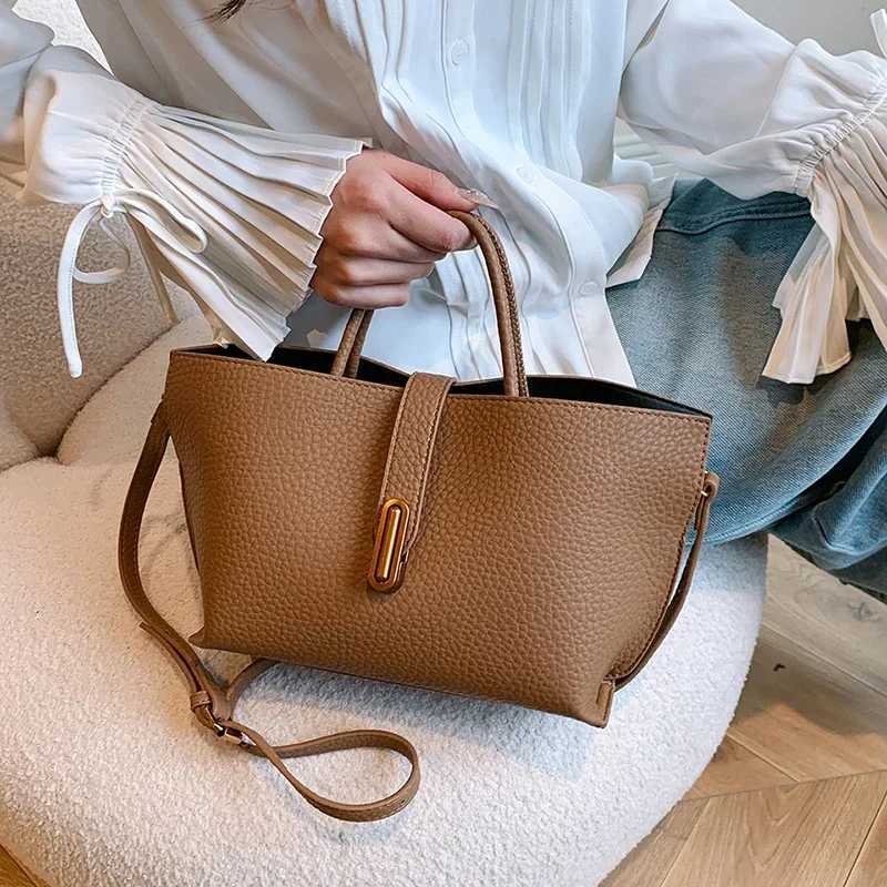 PU Button 2025 New Product Cross shaped Bag Solid Color Large Capacity Popular Fashion Shoulder Bag Soft Versatile Fashion Handbag Y250315
