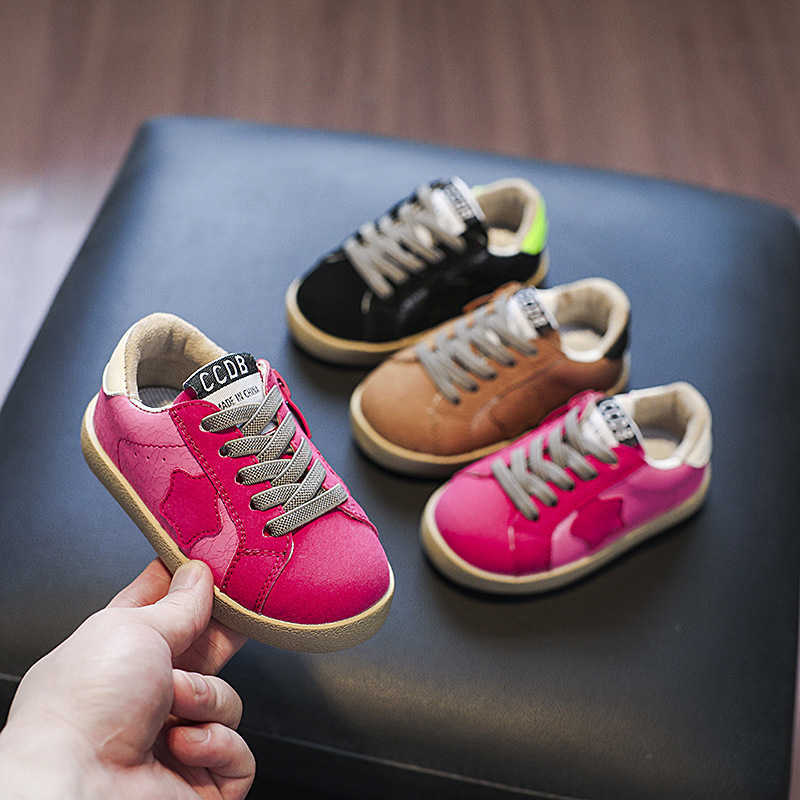 Athletic Outdoor Korean version baby walking shoes comfortable and lightweight star shaped board shoes for boys and girls spring and autumn new versat