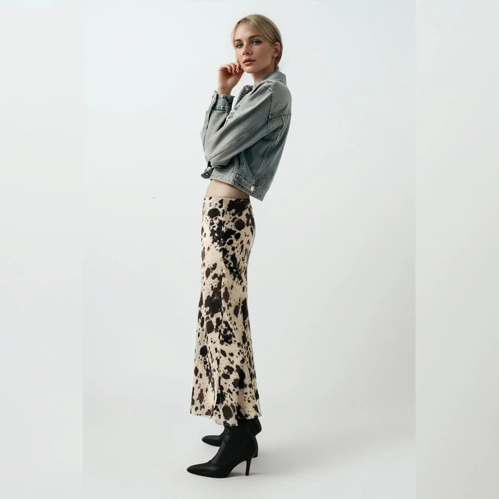 ZAR4 Spring Summer Womens Fashion niche animal print silk satin texture high waisted midi skirt 250310