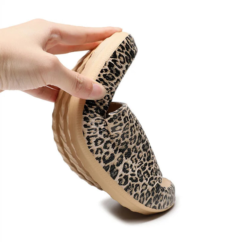 Leopard Thick Platform Slippers for Women Home Soft Sole Pillow Slides Sandals Woman Summer Beach Non Slip Flip Flops 44-45 250314