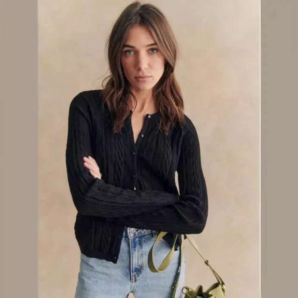 2024 Autumn Women's Green Long-Sleeved Cardigan Knitted Single-Breasted Cotton Slim Fit Comfortable Top