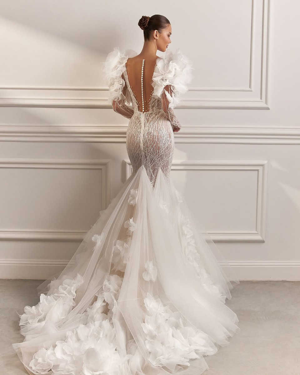 Exquisite Mermaid Wedding Dress Elegant Bride Dresses Tulle 3D-Appliques Slim Fit Ball Gown Bridal Gowns Dress Customized Party & Events H241863