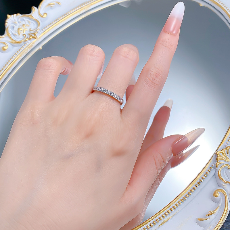 Choucong 2025 Ins Top Sell Sweet Cute Simple Fine Jewelry Real 100% 925 Sterling Silver 2MM Round Cut White Moissanite Diamond Party Women Wedding Ban