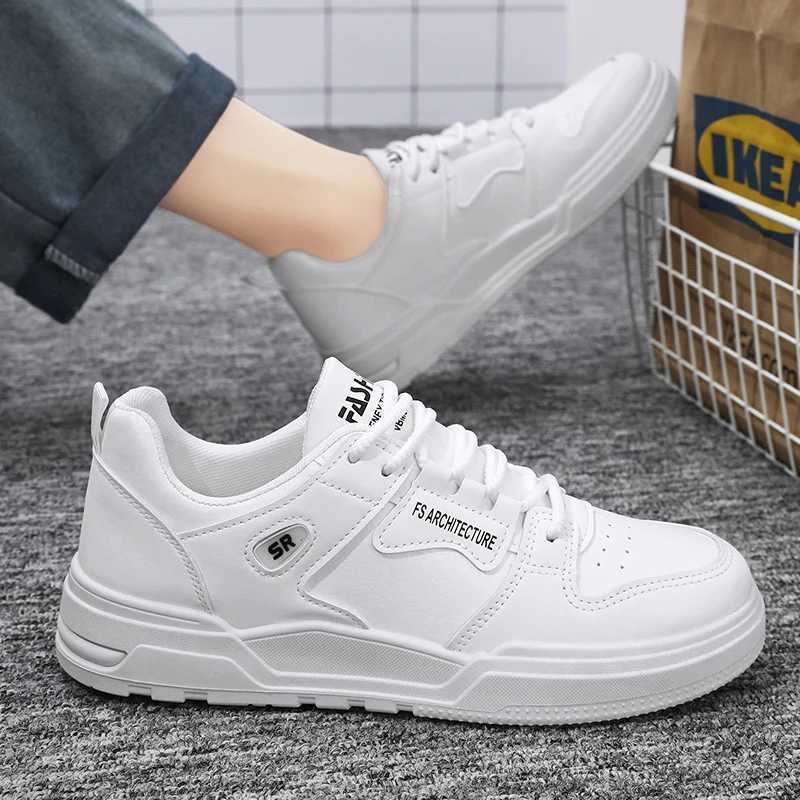 Mens casual shoes breathable white sports shoes fashionable driving walking tennis sports shoes mens skateboarding flat shoes Y250315