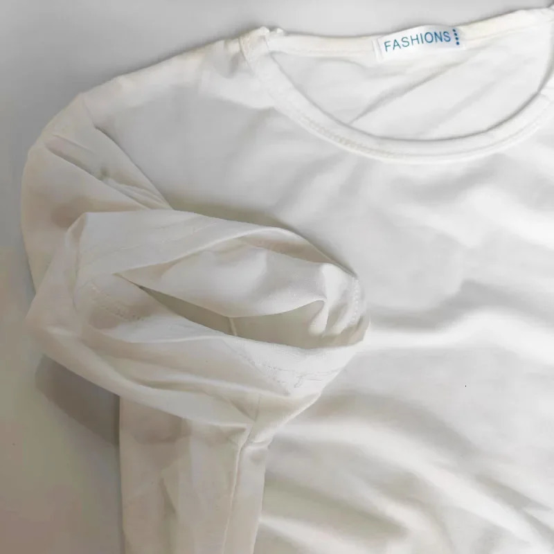 T-shirt White Black Short-sleeved Mens Clothing Slim Round Neck Bottoming Shirts Solid Color Tees Male Casual Pullover Tops 250314