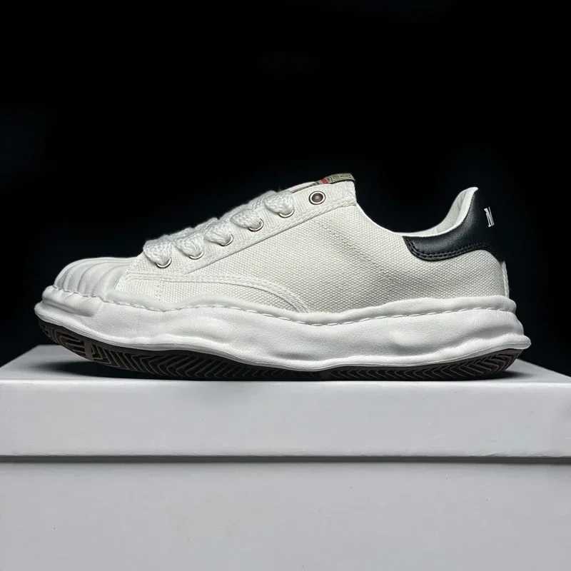 Breathable dissolving shoes for couples canvas shell toe shoes new little white shoes Y250315