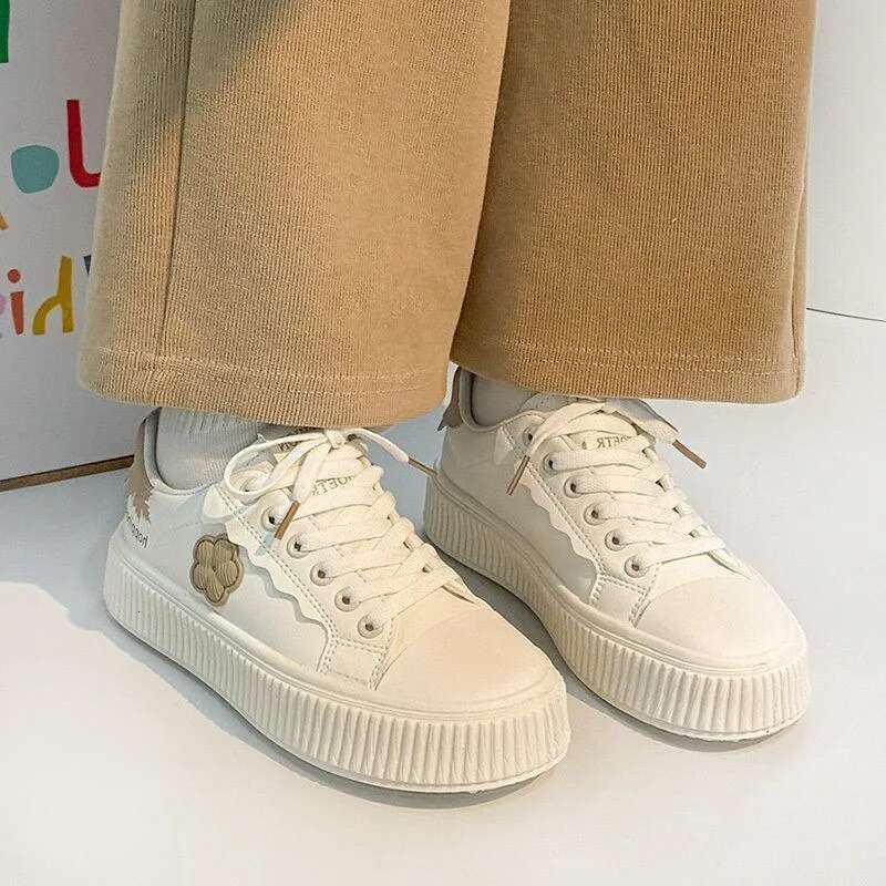 2025 New Women's Sports Shoes Designer Trendy, Fashionable, Breathable, Multi functional, Lightweight, Casual, White Small Shoes with Height Incr