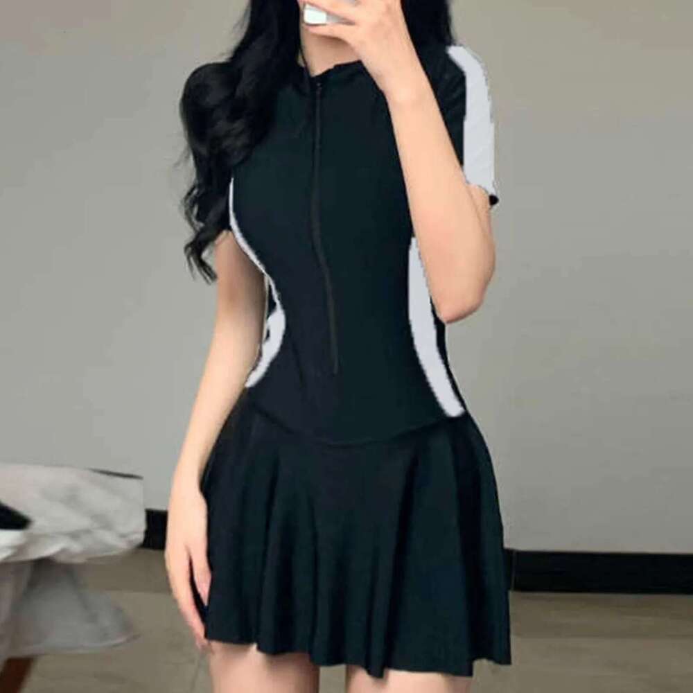 Women's zipper short sleeved swimsuit, slim fit, fashionable, summer, beachwear, women, 2024