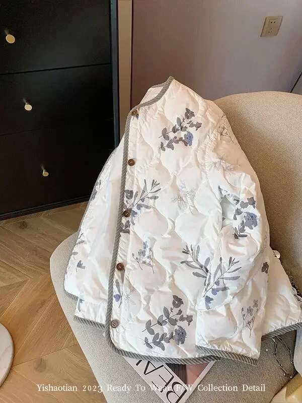 Stylish Jacket With Beautiful Ral Print, Korean Streetwear, Winter