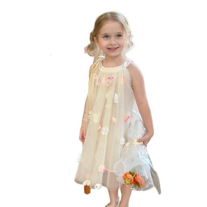 Girl's Dresses 2025 Summer New Girl's Little Fairy Dress Super Fairy Drifting Yarn Three Dimensional Flower Yarn Skirt Sleeveless Lace up Sk