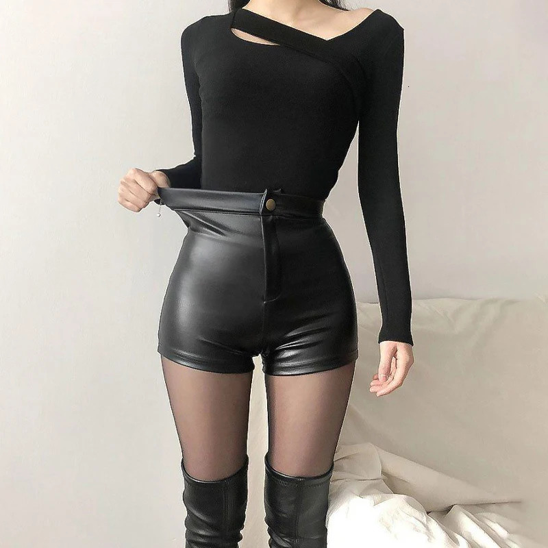 Sexy Black PU Fashion Casual Summer Shorts Women Clothing Faux Leather Goth High Waisted Womens Shorts Y2k Woman Short Pants 250314