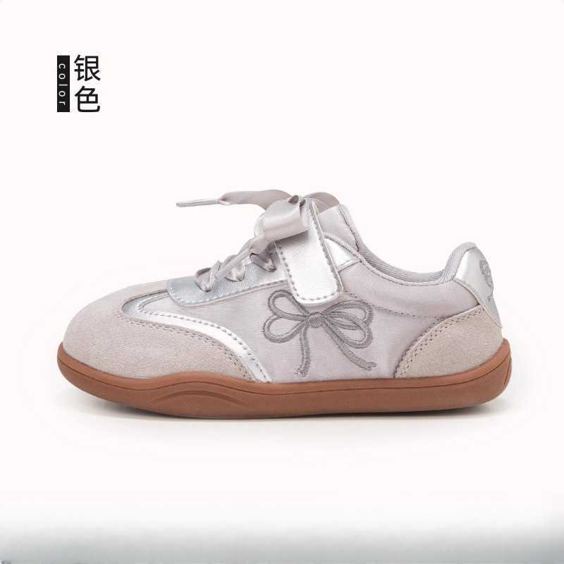 Athletic Outdoor Girls moral training shoes Spring and Autumn 2025 new childrens shoes Autumn sports shoes Board shoes Womens treasure kindergarten cY