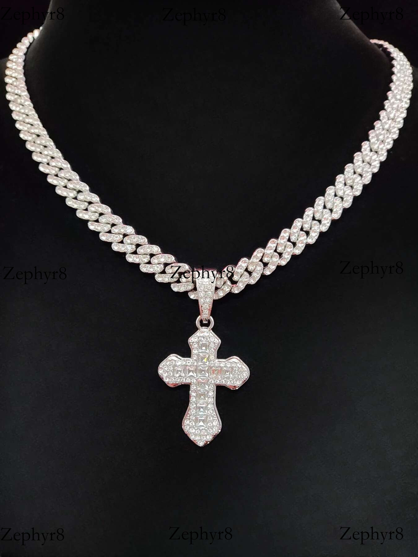 New Arrived Hip Hop Cross Pendant Necklace Men Women Cuban Chain Iced Out Bg Necklaces HipHop Jewelry Fashion Gift 3 Styles