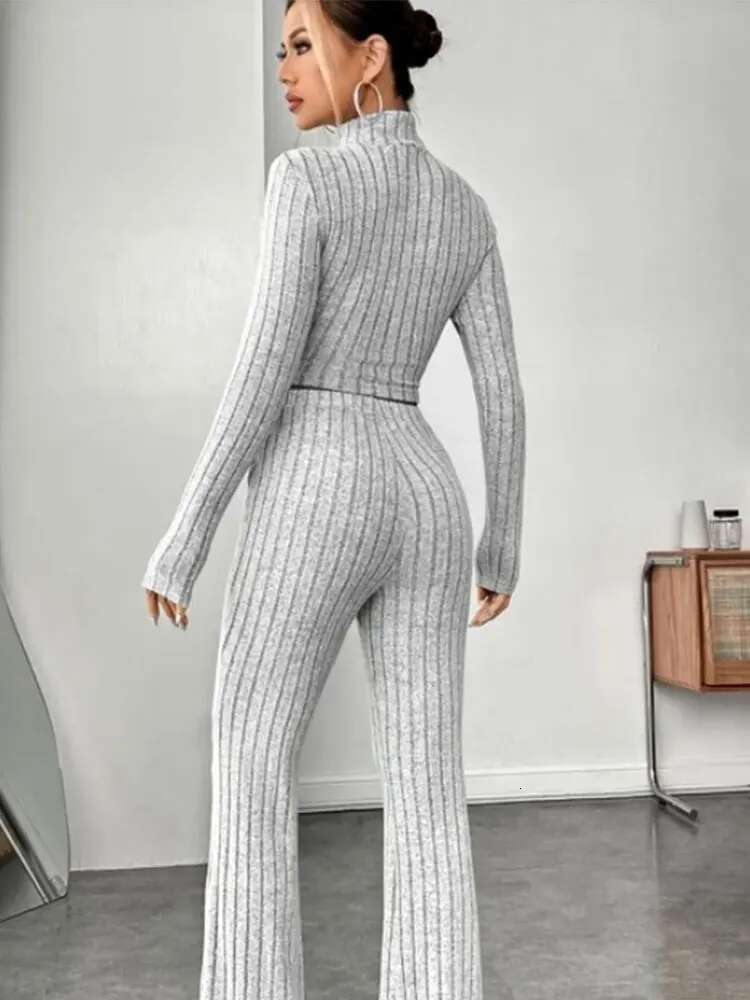 Stand Collar Navel T-Shirt And Trumpet Pants