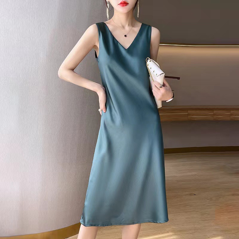 X322523 New sleeveless dress for women 2025 new satin long over knee summer inner wear large size
