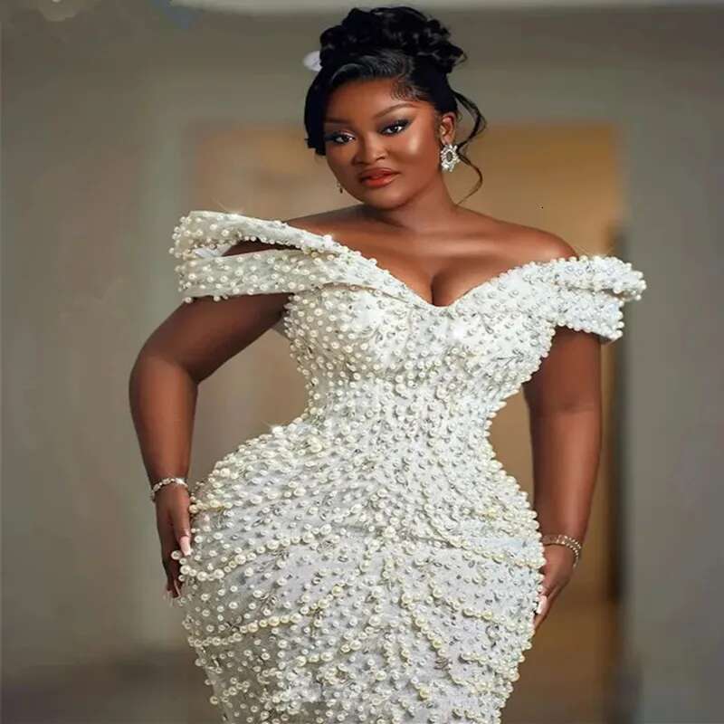 2025 Customized bright heavy handwork pearls trumpet dresses for bride off shoulder wedding dress of the with layers tulle