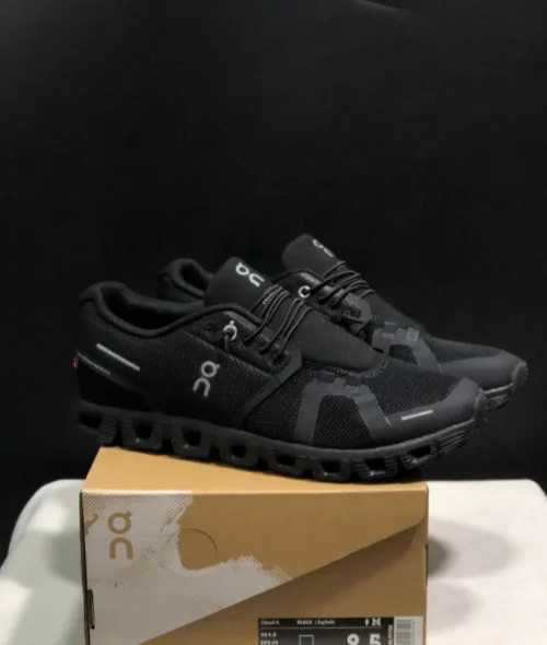 New Lightweight Cushioned Running 2025 Breathable Comfortable Sports For Hot Men And Women Non Leather Casual Shoes Y250314 Y250415