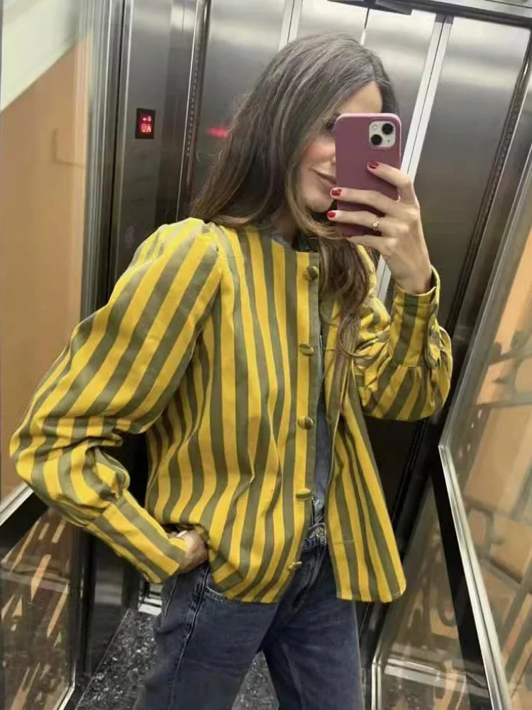 ZBZA Womens Loose Striped Shirt Simple Pleated Crew Neck Single Breasted Long Sleeves Casual Top Spring Summer Chic Shirt 250310