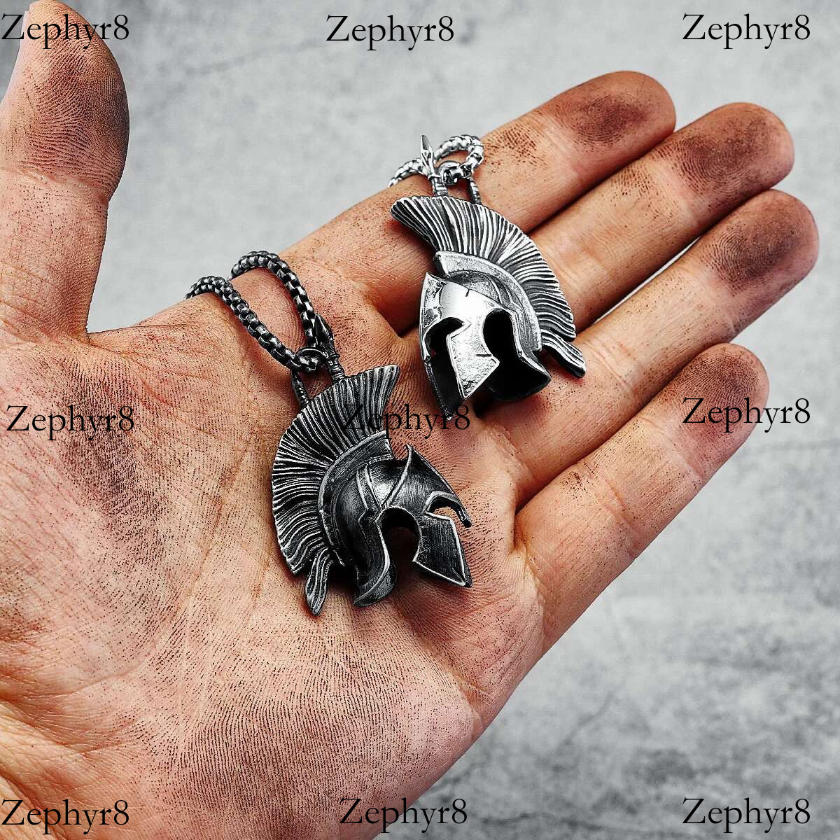 Vintage Spartan Helmet Necklace Stainless Steel Pendant Punk Rock Men Chain Hip Hop for Rider Boyfriend Biker Jewelry Best Gift