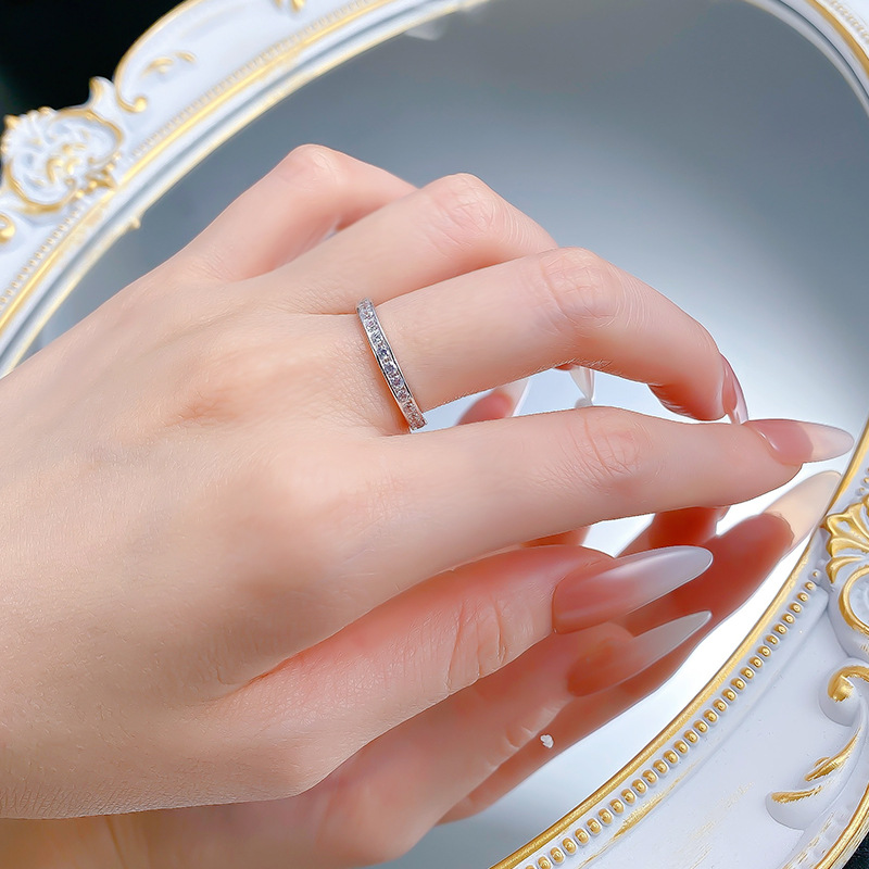 Choucong 2025 Ins Top Sell Sweet Cute Simple Fine Jewelry Real 100% 925 Sterling Silver 2MM Round Cut White Moissanite Diamond Party Women Wedding Ban