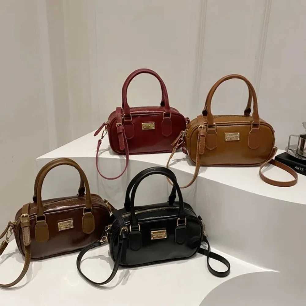 Pu solid color zipper casual shoulder bag large capacity cross body bag Versatile sewing thread womens handbag Y250315