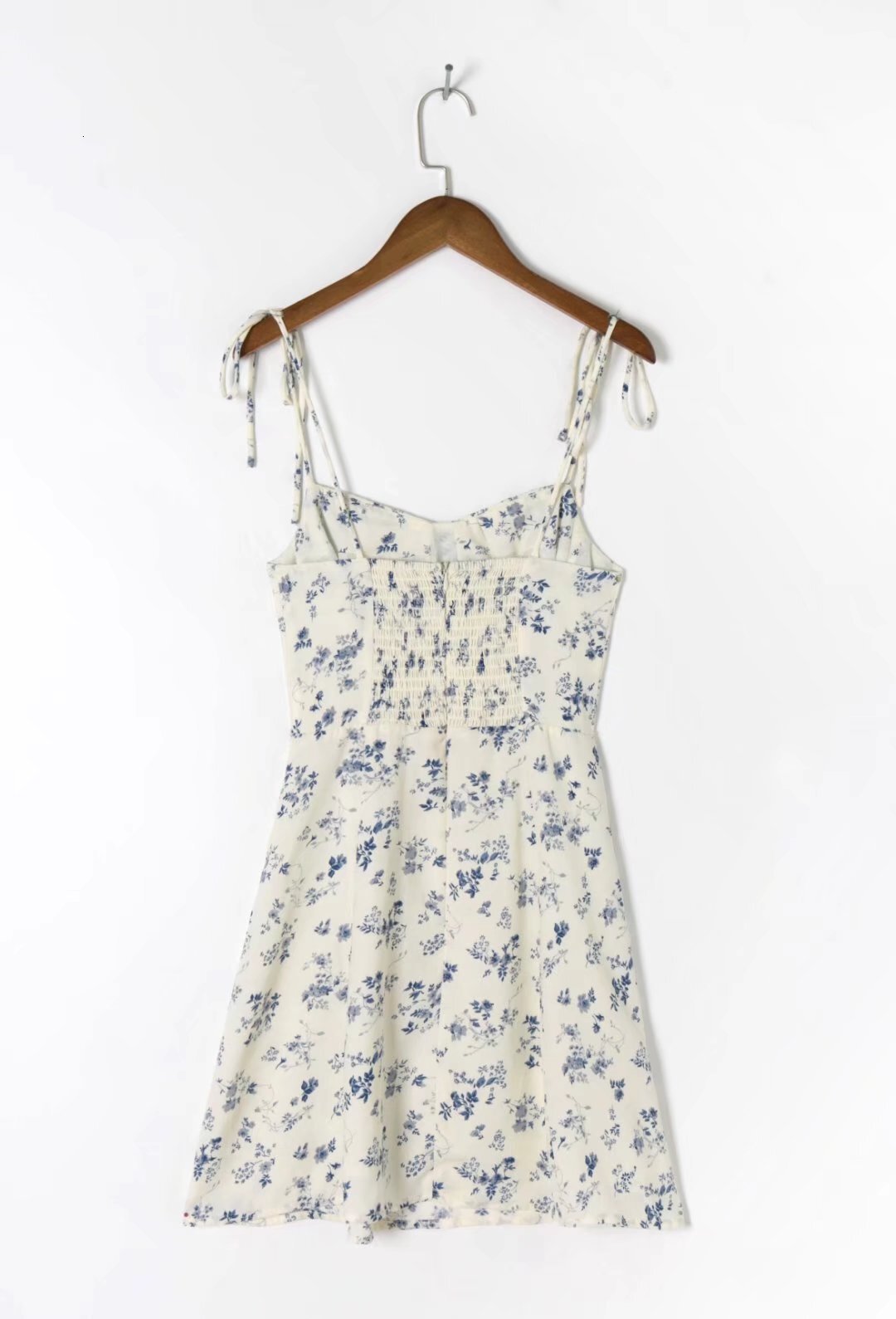 2023 French Floral Print Dress, Summer Women's Suspender Tie Up V-Neck Waist Slimming A-Line Skirt, Short Skirt For Women