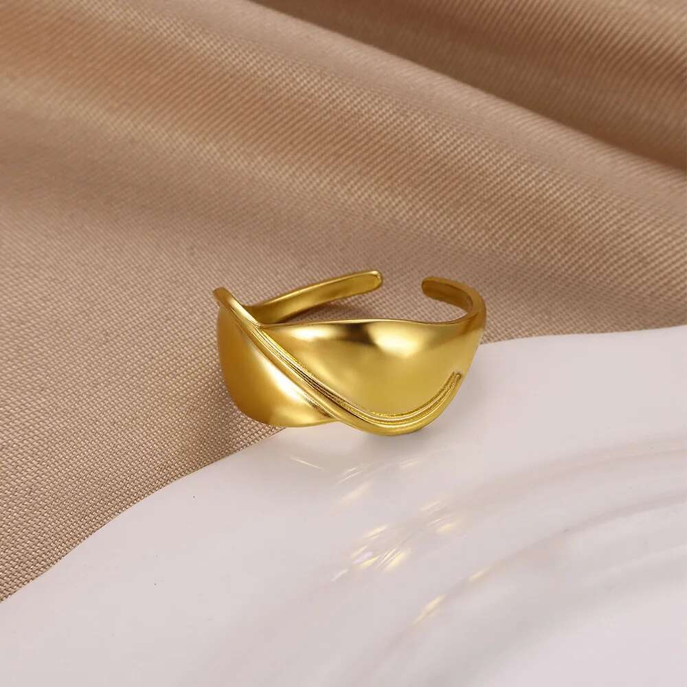 Romantic Heart Rings for Women Girls Gold Color Stainless Steel Ring Retro Opening Couple Band Aesthetic Wedding Jewelry anillos