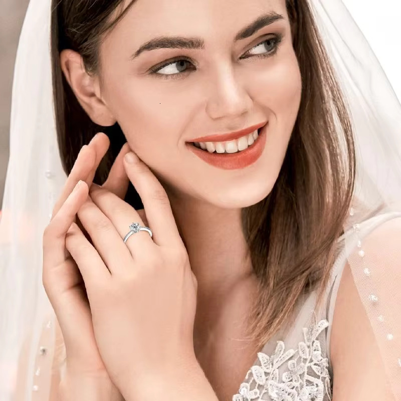 AISMI High-Grade 1 Karat Moissanite Ring S925 Sterling Silver Wedding Proposal Six-Claw One Piece Dropshipping