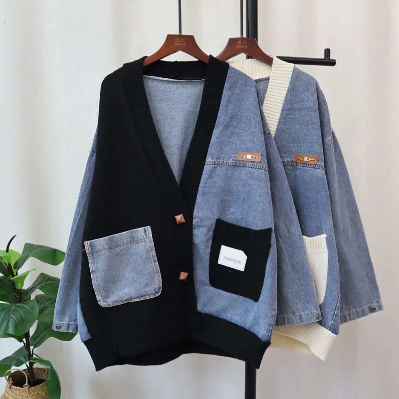 Fashion Loose Causal Versatile Coats For Women Patchwork Denim V-Neck Knitted Cardigan Female 2024 Winter 33A2212