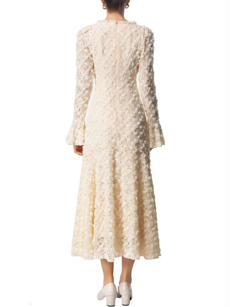 QMQA Fashion Women's Elegant Dresses Three-Dimensional Ral Square Collar Long Sleeved Princess Style Dress Autumn New 1A232
