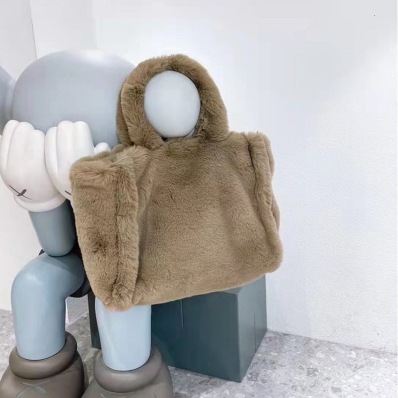 Soft Plush Korean Version, Niche Design, Women's Shoulder Fashionable Handbag, Big Bag, Hot Selling