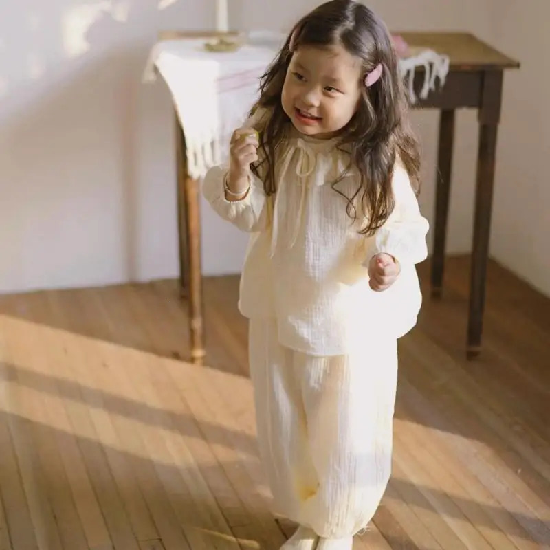 Solid Loose Baby Girl Set casual and simple Korean style two-piece set breathable and comfortable home clothing Versatile childrens set 250314