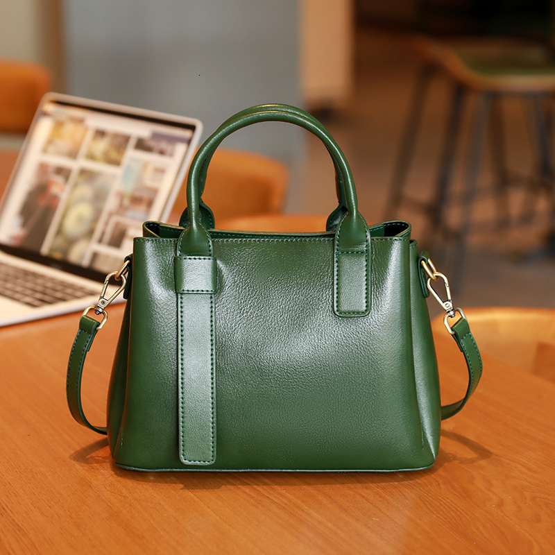 Counter Top Cowhide Crossbody Handbag Versatile 2024 Genuine Leather Large Capacity Wide Shoulder Strap Tote Bag