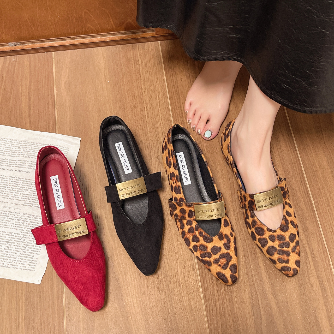 French square toe single shoe women's leopard print flat 2025 new metal buckle straight belt Mary Jane shoes small fragrance style ddmypanda