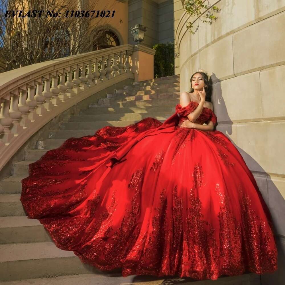 2025 Customized Red Shiny Sequined Quinceanera Dress Appliqued Lace Beaded Bow Sweet Ball Gown 16 Dresses 15 Years