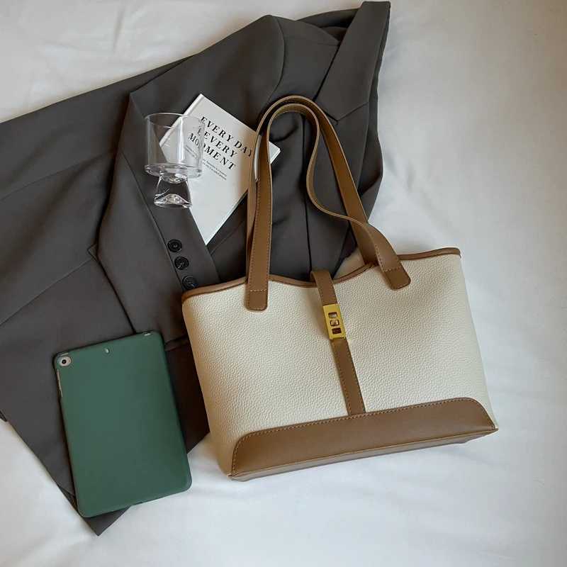 Fashion brand handbag new large capacity shoulder bag high-end womens bag Fashion niche leisure handbag lady Y250315
