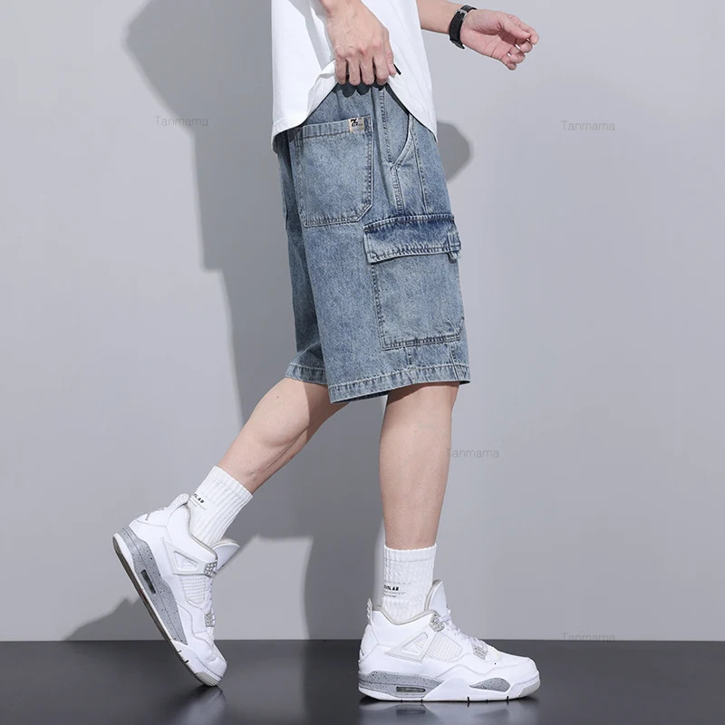 Summer mens denim shorts with elastic waist bag casual knee length cargo pants fashionable Korean style streetwear blue gray 250313