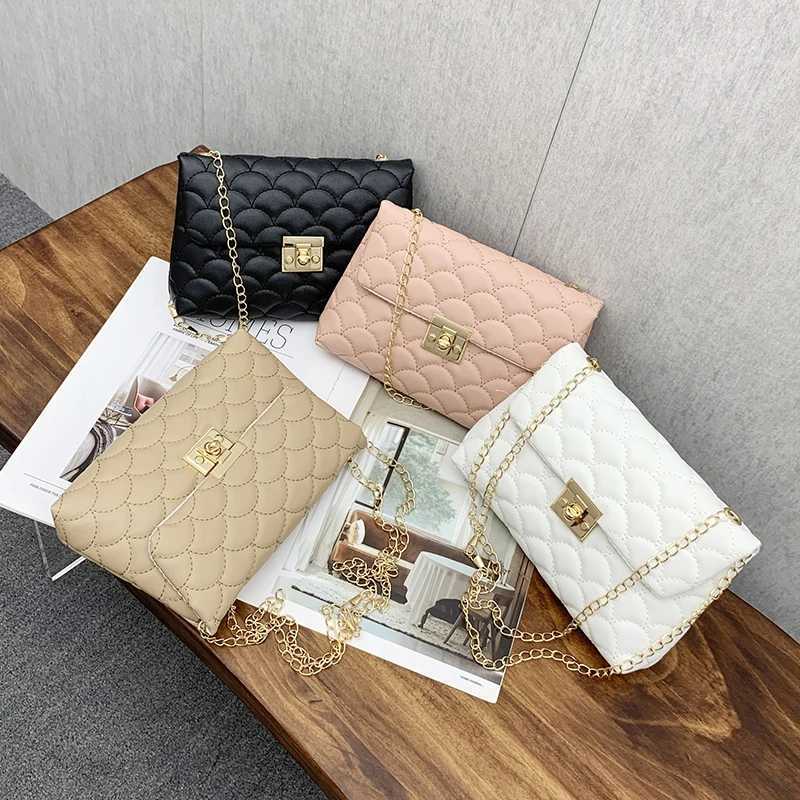 Womens Bag 2024 Simple Embossed Small Square Bag Foreign Trade Wholesale Small Bag Diamond Chain Bag Y250315