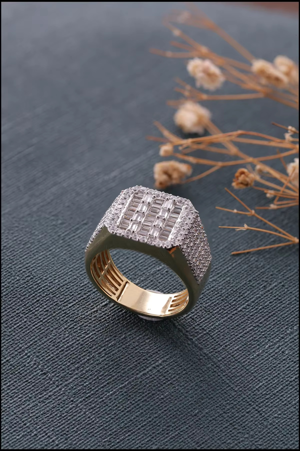 Luxury Hip Hop Moissanite Diamond Rings with Shiny Stones and Trendy Designs Perfect for Streetwear Jewelry