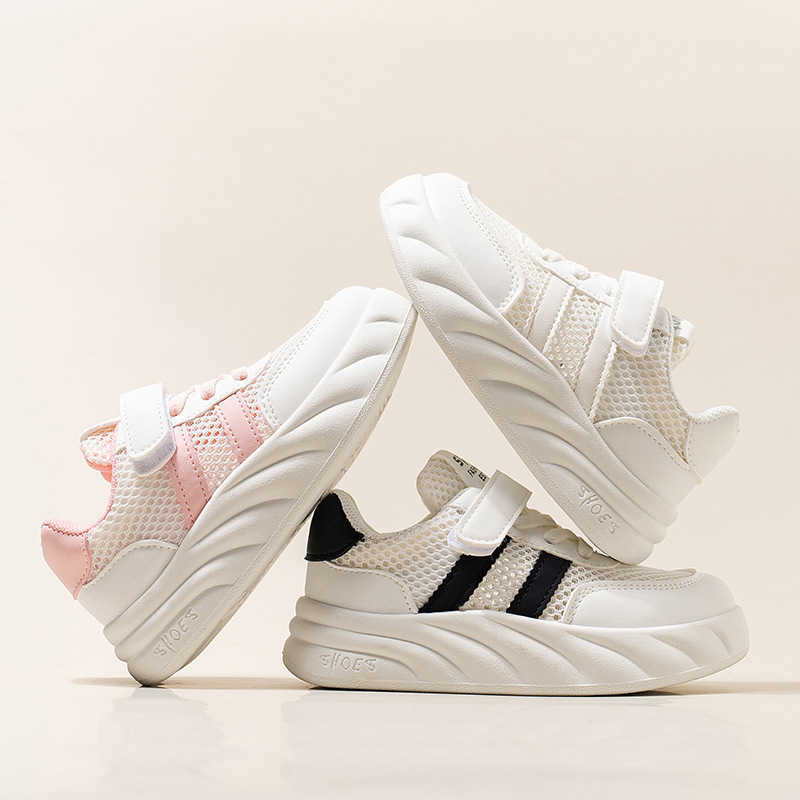 Athletic Outdoor Childrens summer mesh shoes with breathable mesh surface 2025 new girls sports shoes anti slip soft sole student white shoes summer v