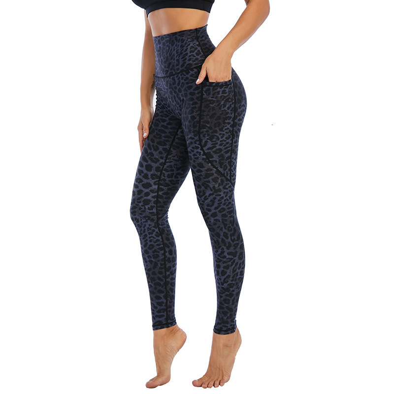 New clothes for women, tight fitting high waisted hip lifting sports and fitness pants, no awkward lines, nude printed yoga pants tracksuit