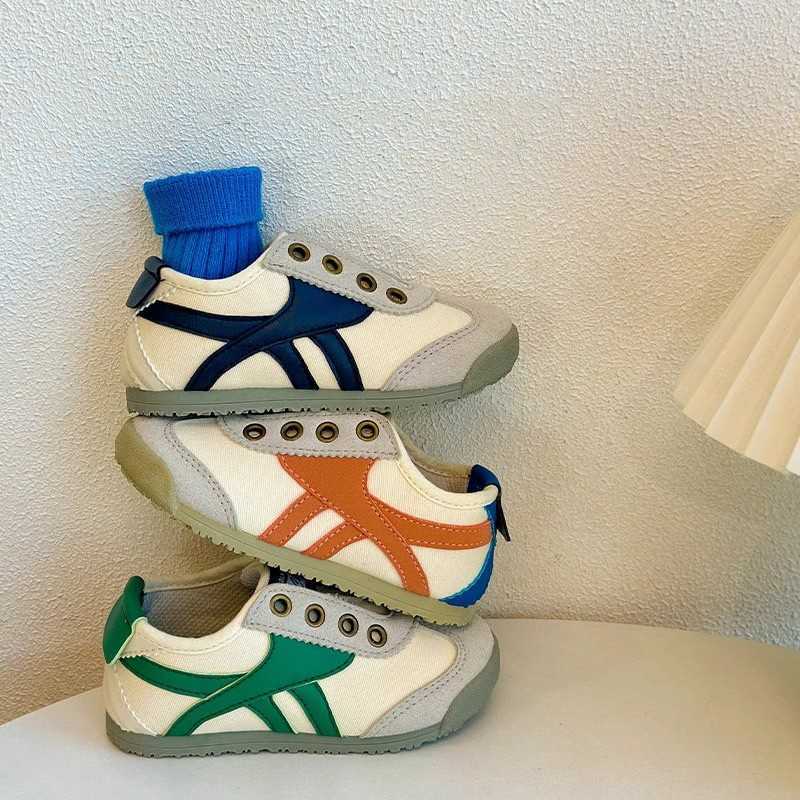 Athletic Outdoor Childrens canvas 2025 spring new style for boys and girls soft soled comfortable casual board kindergarten indoor shoes C260130