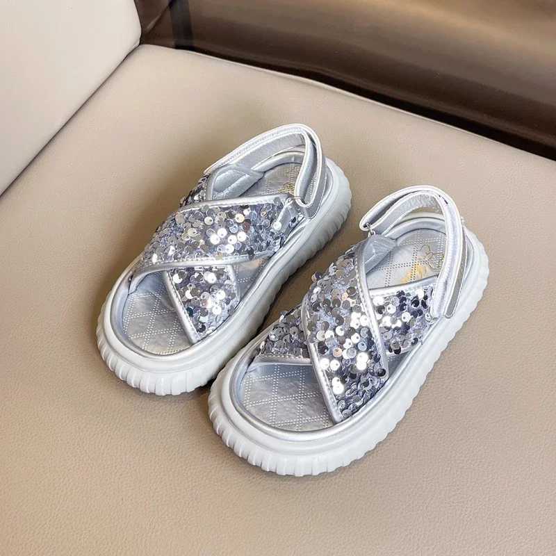 Childrens sandals summer thick soled princess sequin sandals fashionable waist open toe childrens school sandals hook and loopT250315