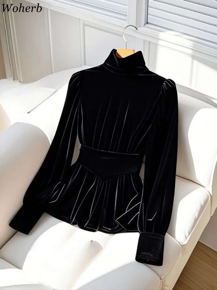 Temperament Lady Tops Veet Blouses For Women 2025 Camisas De Mujer Slim Waist Puff Sleeve Shirts Korean Vintage Chic Blouse